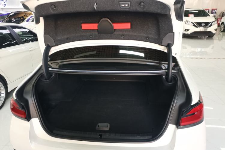 Used BMW 5 Series New Energy 2021 Restyled 535Le M Sport Package Trunk