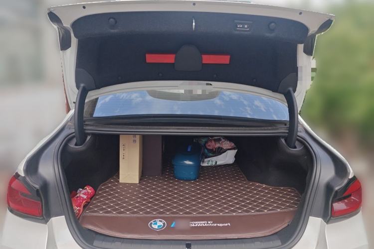 Used BMW 5 Series New Energy 2021 535Le Pioneer Edition M Sport Package Trunk