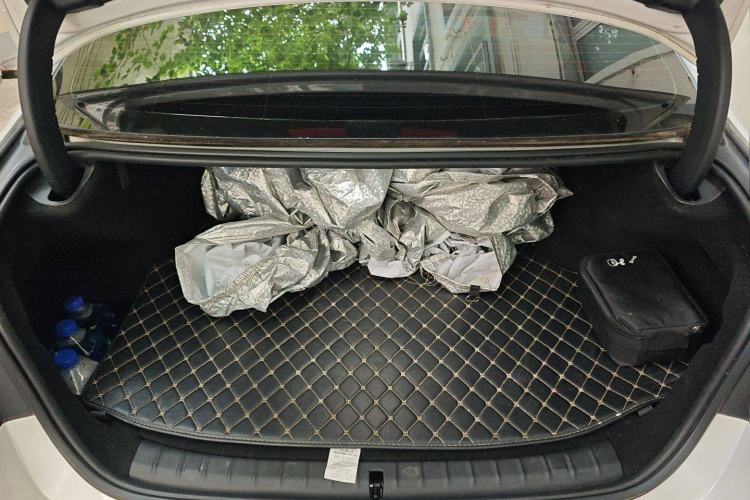Used BMW 5 Series New Energy 2021 535Le M Sport Package Trunk