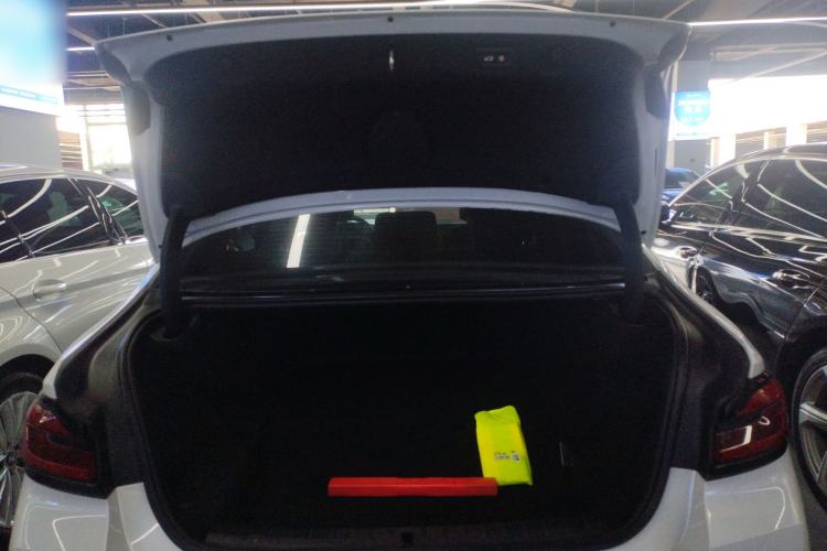 Used BMW 5 Series New Energy 2021 535Le M Sport Package Trunk