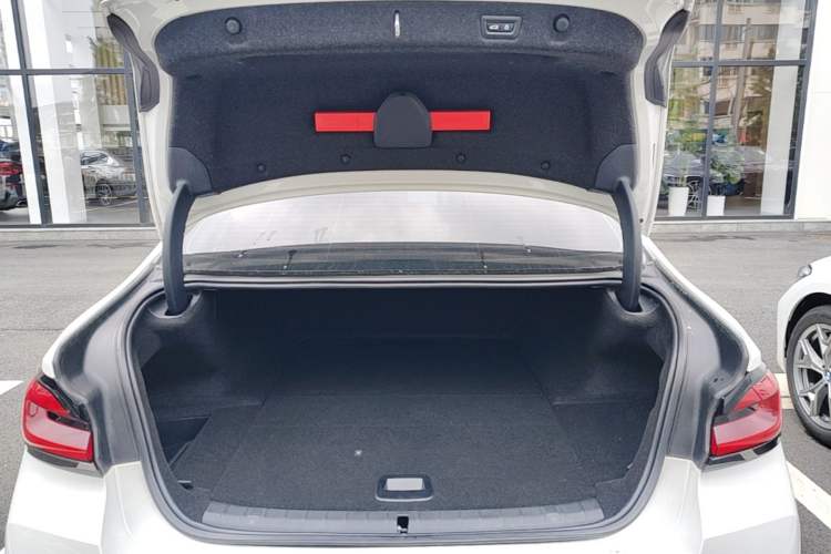 Used BMW 5 Series New Energy 2021 535Le M Sport Package Trunk