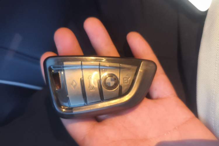 Used BMW 5 Series New Energy 2021 535Le M Sport Package Vehicle Key