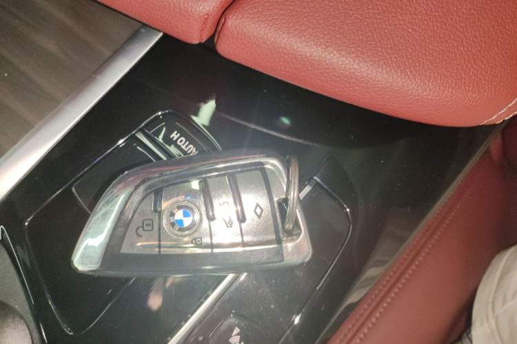Used BMW 5 Series New Energy 2021 Updated 535Le Luxury Package Vehicle Key