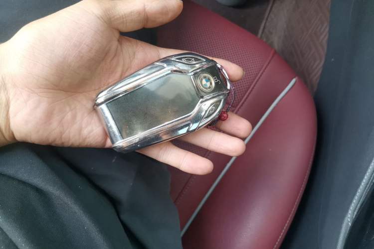 Used BMW 5 Series New Energy 2021 535Le M Sport Package Vehicle Key