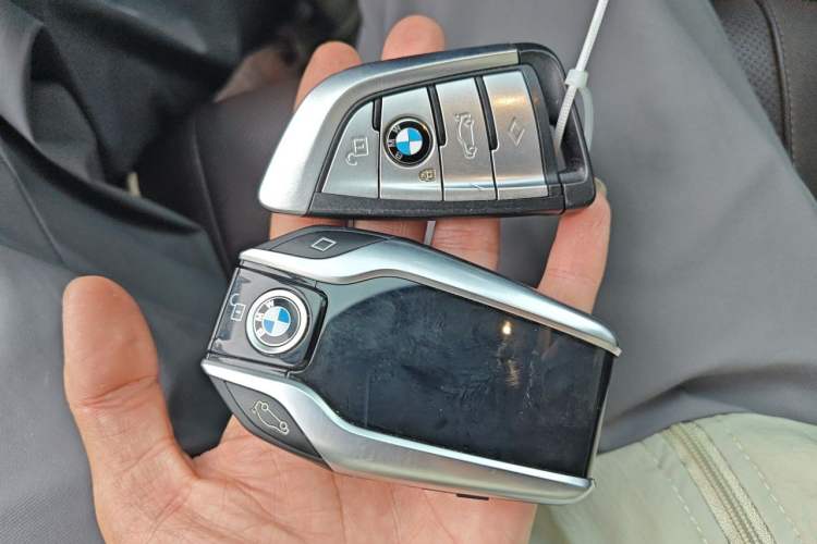 Used BMW 5 Series New Energy 2021 Updated 535Le Luxury Package Vehicle Key