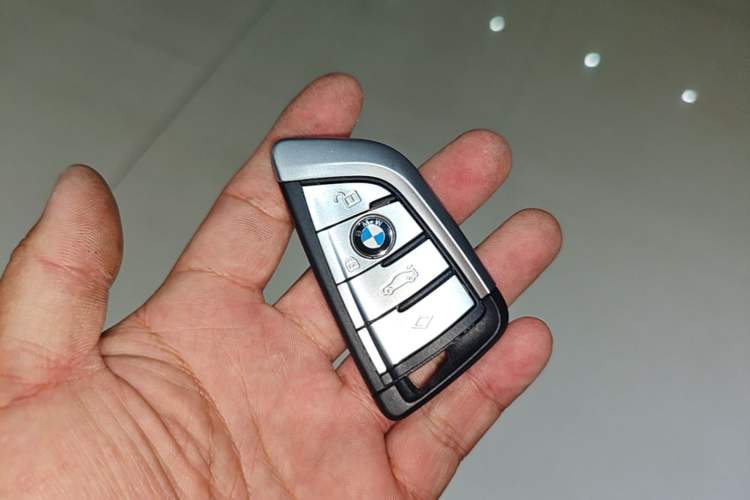 Used BMW 5 Series New Energy 2021 Restyled 535Le M Sport Package Vehicle Key