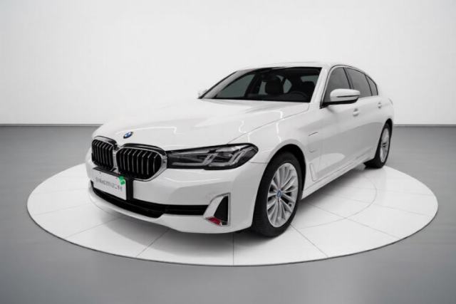 BMW 5 Series New Energy 2021 535Le Luxury Package с пробегом