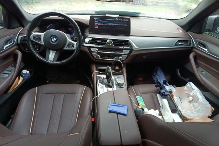 Used BMW 5 Series New Energy 2021 Restyled 535Le M Sport Package Center Console