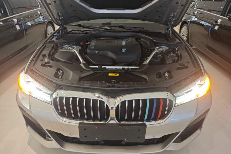 Used BMW 5 Series New Energy 2021 535Le Pioneer Edition M Sport Package Engine Bay