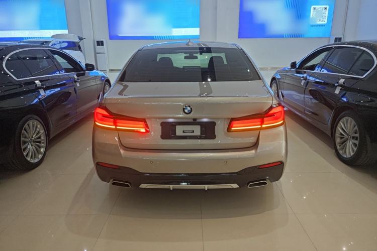 Used BMW 5 Series New Energy 2021 535Le Pioneer Edition M Sport Package Exterior 4