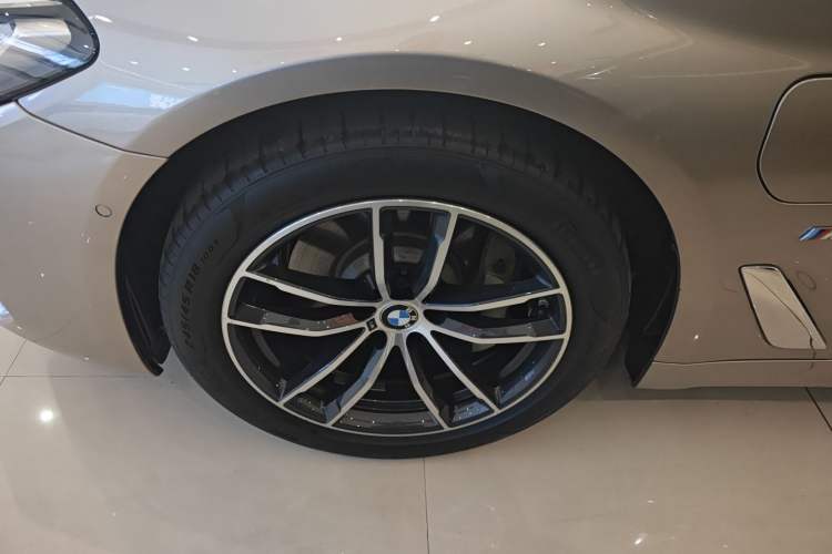 Used BMW 5 Series New Energy 2021 535Le Pioneer Edition M Sport Package Exterior 7