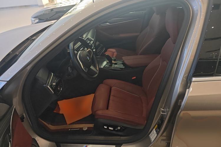 Used BMW 5 Series New Energy 2021 535Le Pioneer Edition M Sport Package Left Front Seat