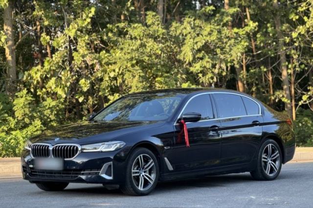 Ojetý BMW 5 Series New Energy 2022 Second Facelift 535Le Luxury Package