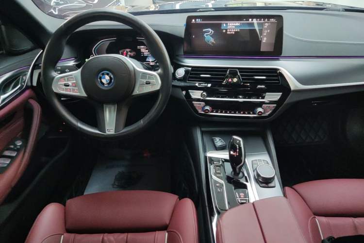Used BMW 5 Series New Energy 2022 Second Facelift 535Le Pioneer Edition M Sport Package Audio And AC Panel