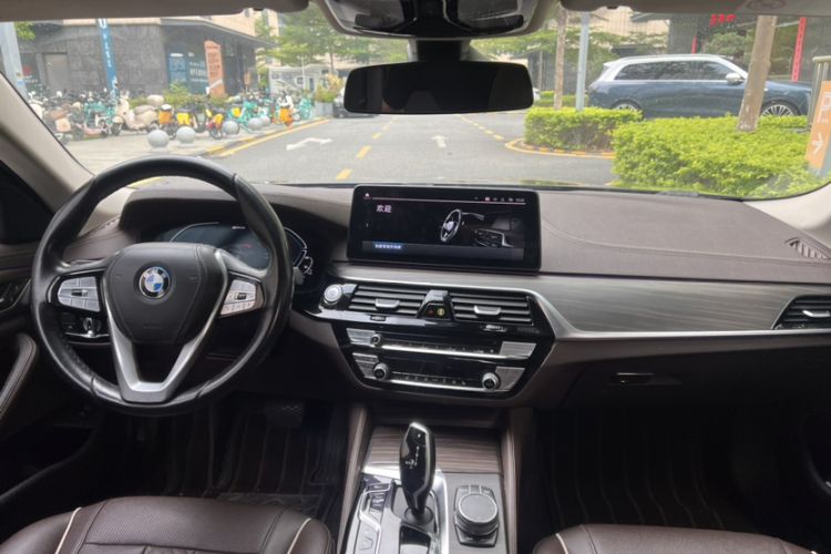 Used BMW 5 Series New Energy 2022 535Le Luxury Package Audio And AC Panel