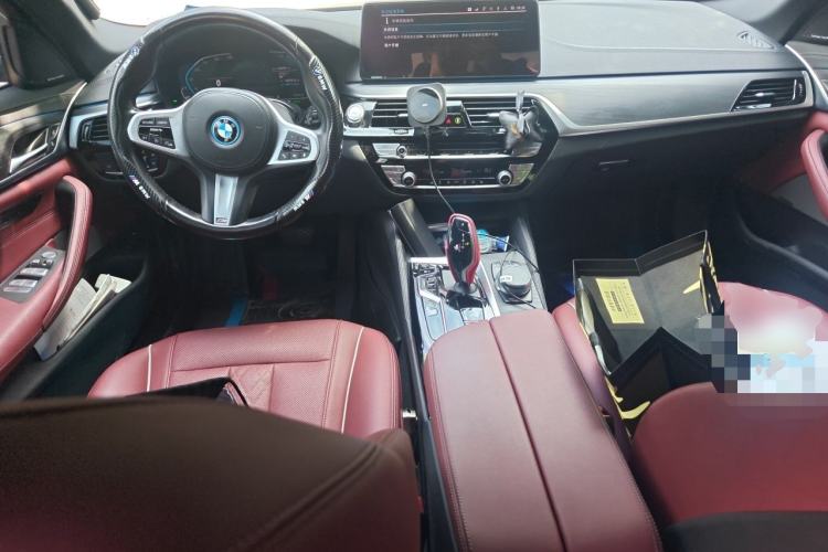 Used BMW 5 Series New Energy 2022 Restyled 535Le M Sport Package Center Console