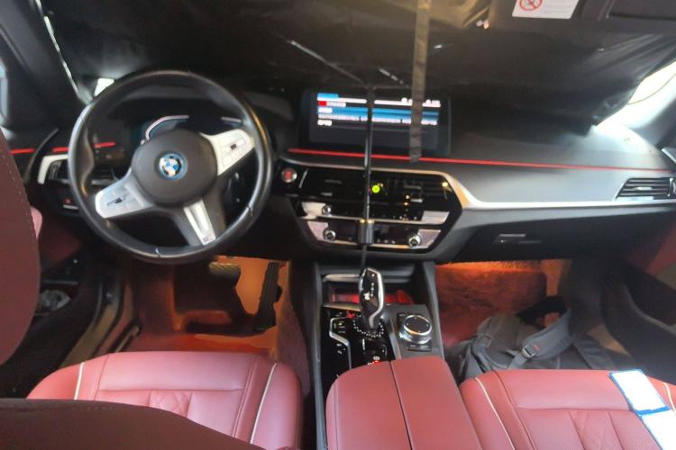 Used BMW 5 Series New Energy 2022 Second Facelift 535Le M Sport Package Center Console