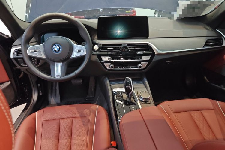 Used BMW 5 Series New Energy 2022 Second Facelift 535Le M Sport Package Center Console
