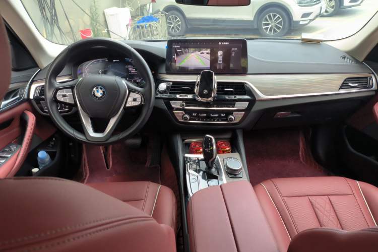 Used BMW 5 Series New Energy 2022 Updated Version 535Le Luxury Package Center Console