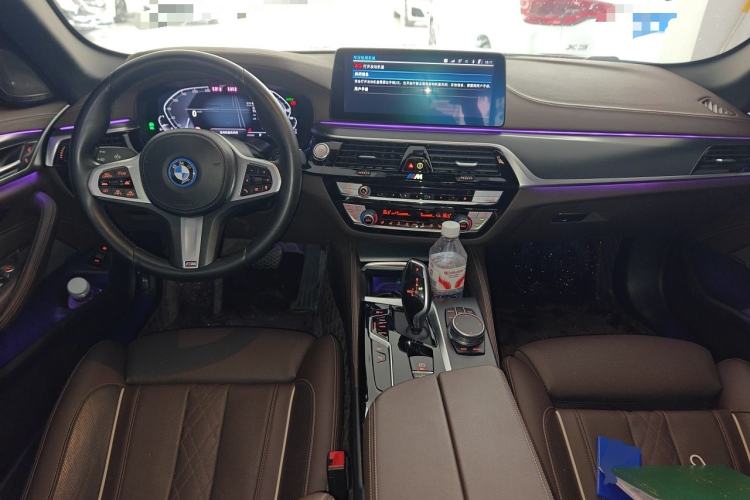 Used BMW 5 Series New Energy 2022 535Le Pioneer Edition M Sport Package Center Console