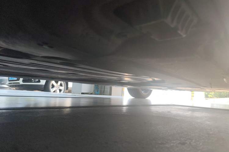 Used BMW 5 Series New Energy 2022 535Le M Sport Package Chassis Front Left