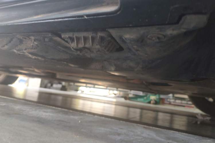 Used BMW 5 Series New Energy 2022 535Le M Sport Package Chassis Front Right