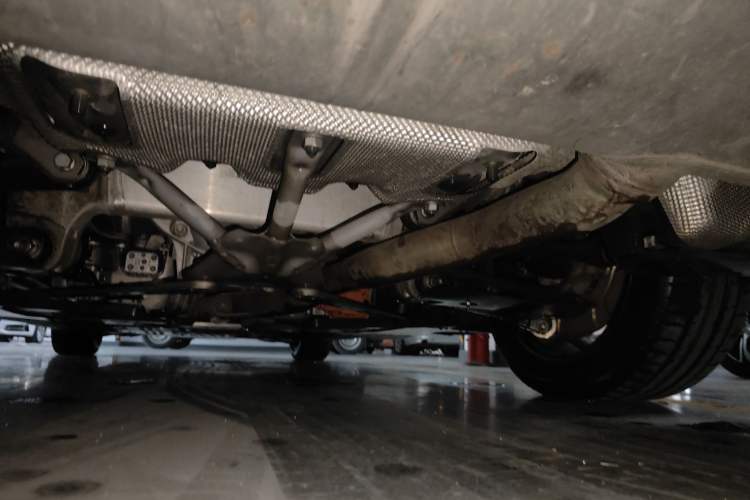 Used BMW 5 Series New Energy 2022 535Le M Sport Package Chassis Rear