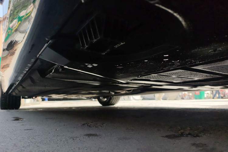 Used BMW 5 Series New Energy 2022 Second Facelift 535Le M Sport Package Chassis Rear Left
