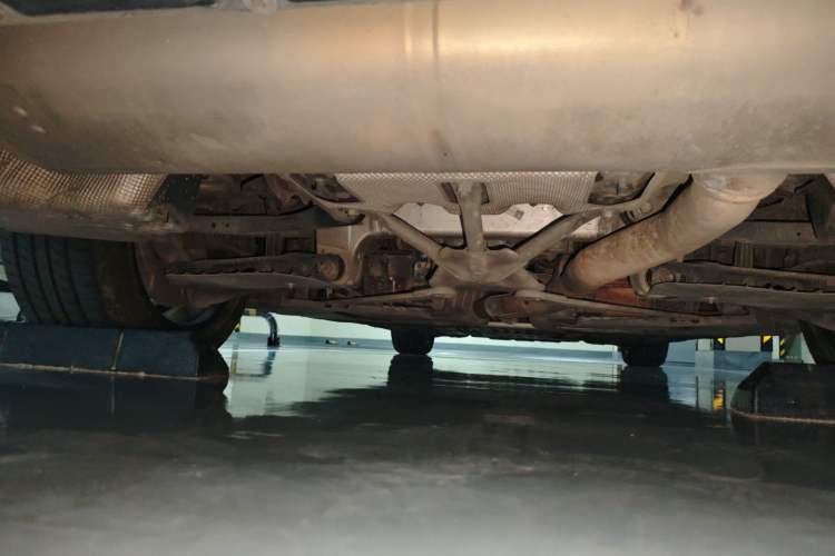 Used BMW 5 Series New Energy 2022 535Le M Sport Package Chassis Rear