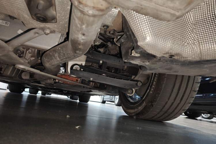 Used BMW 5 Series New Energy 2022 Second Facelift 535Le M Sport Package Chassis Rear Right