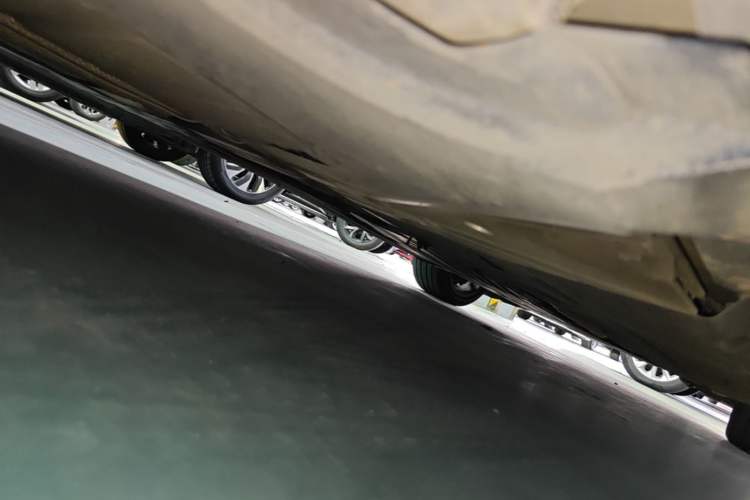 Used BMW 5 Series New Energy 2022 535Le Pioneer Edition M Sport Package Chassis Rear Right