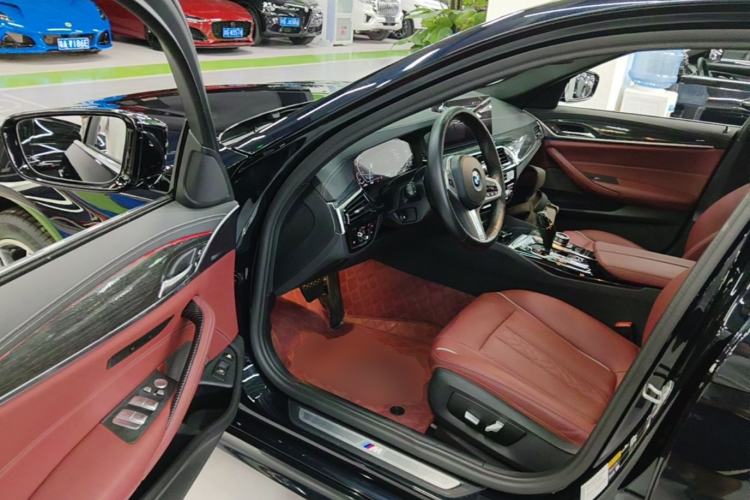 Used BMW 5 Series New Energy 2022 Restyled 535Le M Sport Package Driver Seat