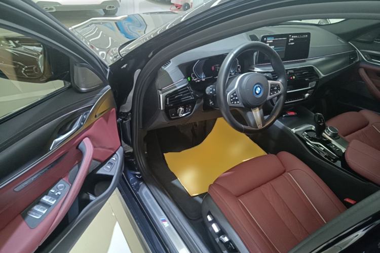 Used BMW 5 Series New Energy 2022 535Le Pioneer Edition M Sport Package Driver Seat