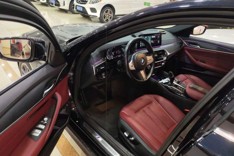Used BMW 5 Series New Energy 2022 Second Facelift 535Le M Sport Package Driver Seat