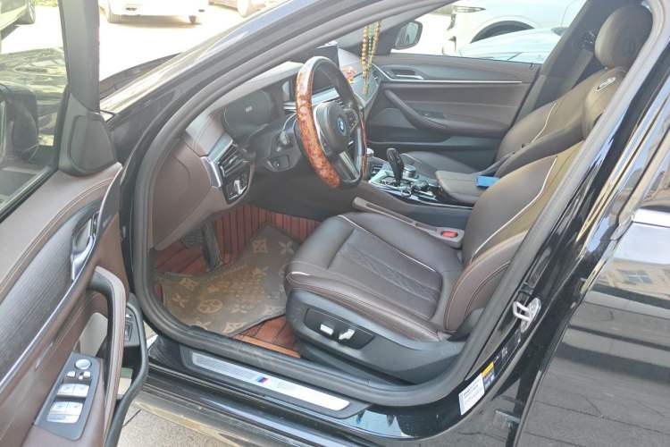 Used BMW 5 Series New Energy 2022 Restyled 535Le M Sport Package Driver Seat