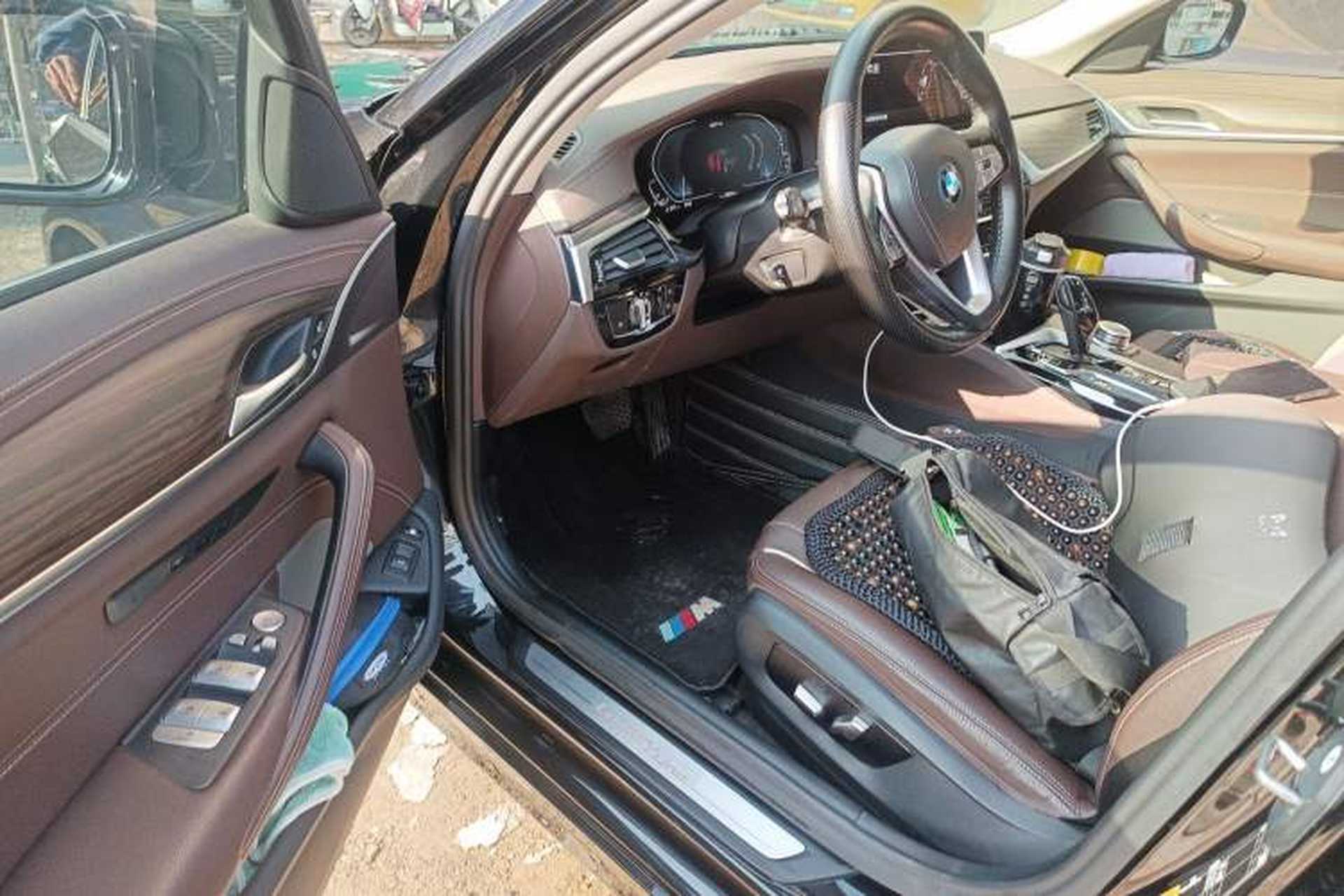 Used BMW 5 Series New Energy 2022 535Le Luxury Package Driver Seat