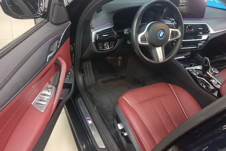Used BMW 5 Series New Energy 2022 Restyled 535Le M Sport Package Driver Seat