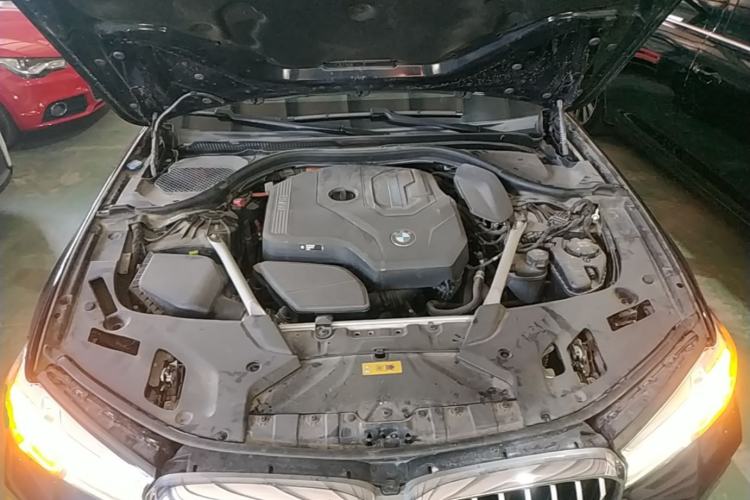 Used BMW 5 Series New Energy 2022 Restyled 535Le M Sport Package Engine Bay