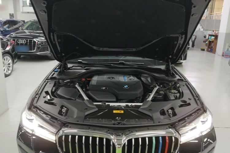 Used BMW 5 Series New Energy 2022 Restyled 535Le M Sport Package Engine Bay