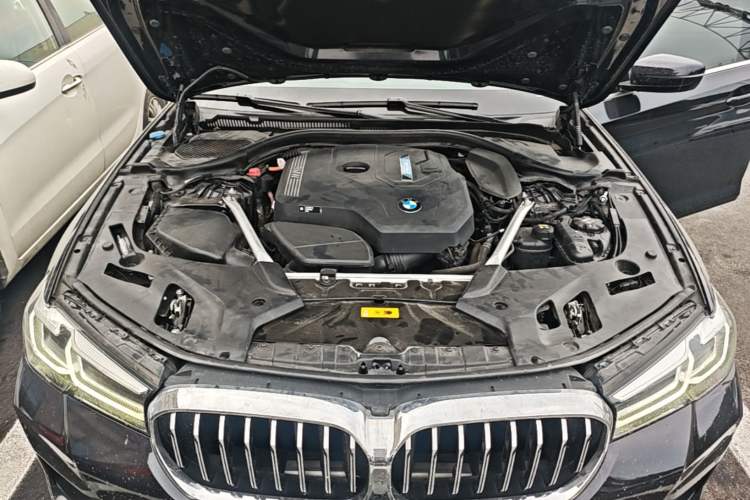 Used BMW 5 Series New Energy 2022 Restyled 535Le M Sport Package Engine Bay