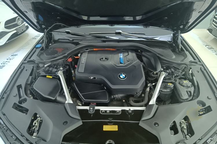 Used BMW 5 Series New Energy 2022 535Le Pioneer Edition M Sport Package Engine Bay