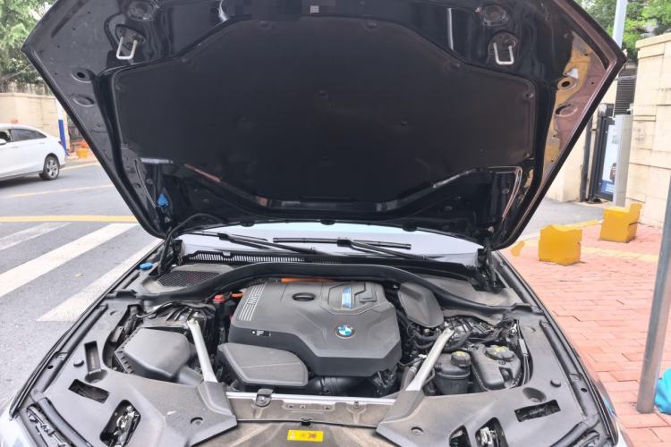 Used BMW 5 Series New Energy 2022 Updated Version 535Le Luxury Package Engine Bay