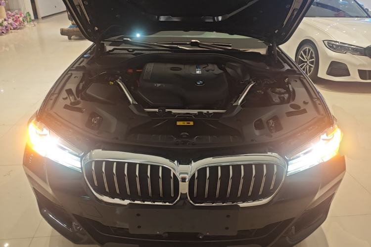 Used BMW 5 Series New Energy 2022 535Le Pioneer Edition M Sport Package Engine Bay