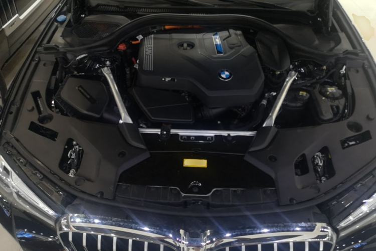 Used BMW 5 Series New Energy 2022 535Le M Sport Package Engine Bay