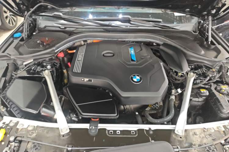 Used BMW 5 Series New Energy 2022 Updated Version 535Le Luxury Package Engine Bay