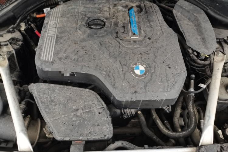 Used BMW 5 Series New Energy 2022 Second Facelift 535Le M Sport Package Engine Bay