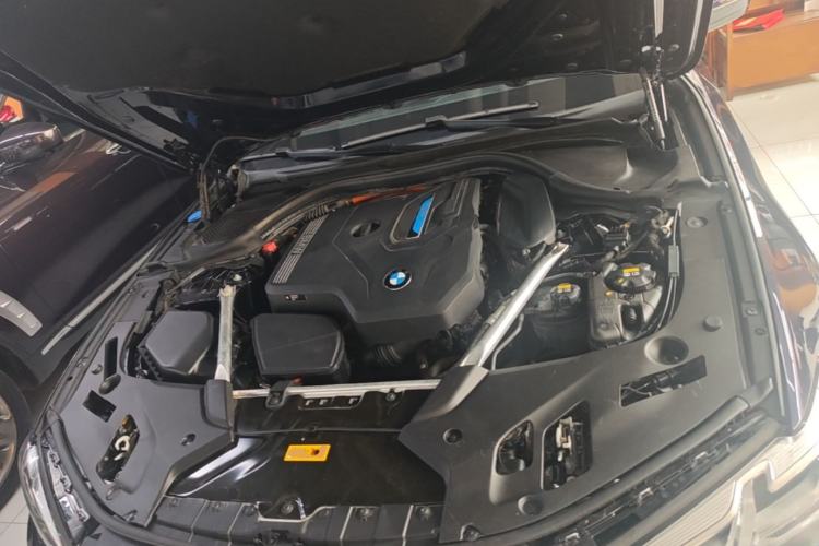 Used BMW 5 Series New Energy 2022 Updated Version 535Le Luxury Package Engine Bay