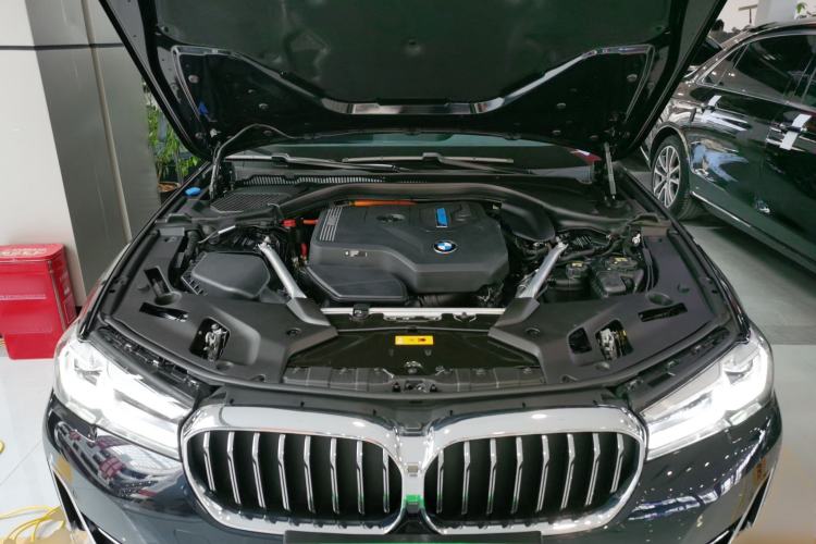 Used BMW 5 Series New Energy 2022 Updated Version 535Le Luxury Package Engine Bay