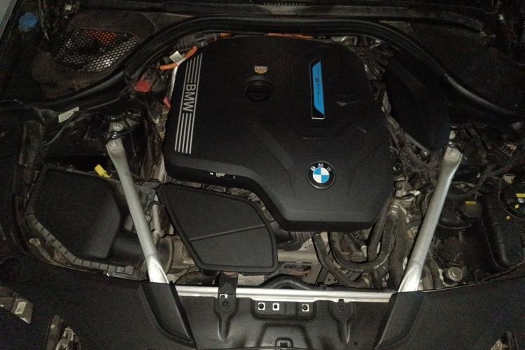 Used BMW 5 Series New Energy 2022 Second Facelift 535Le Luxury Package Engine Bay
