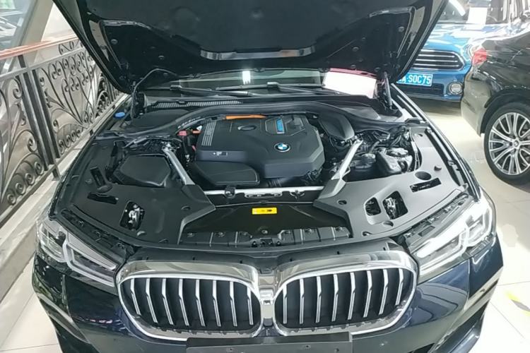 Used BMW 5 Series New Energy 2022 535Le M Sport Package Engine Bay